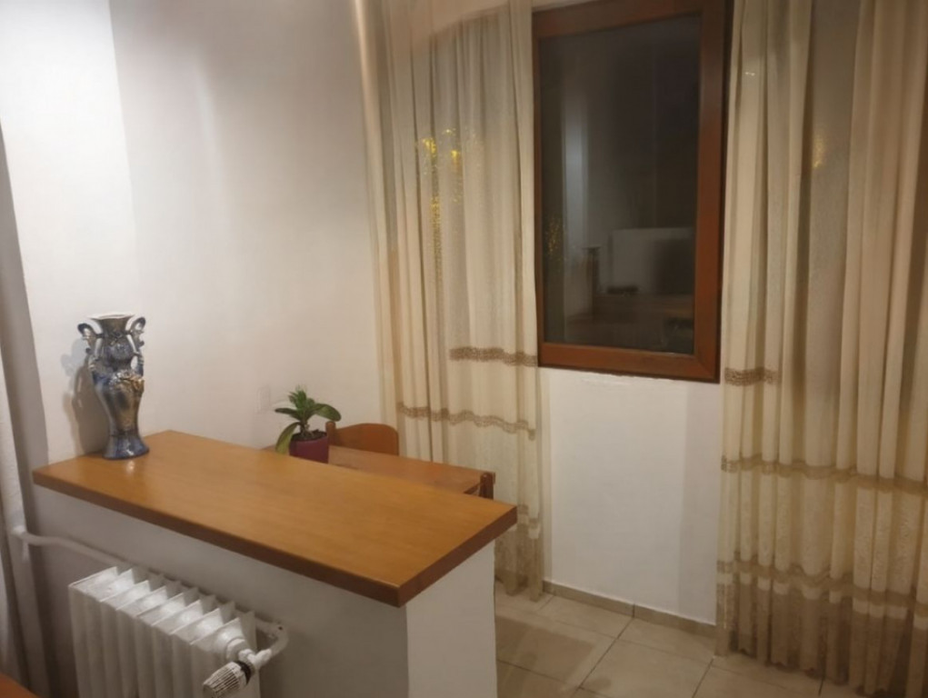 Garsoniera ( Bloc Reabilitat )-Centrul Civic-Afi