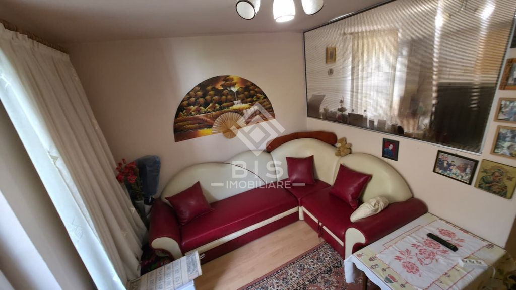 Garsonieră de vanzare zona Codrisor