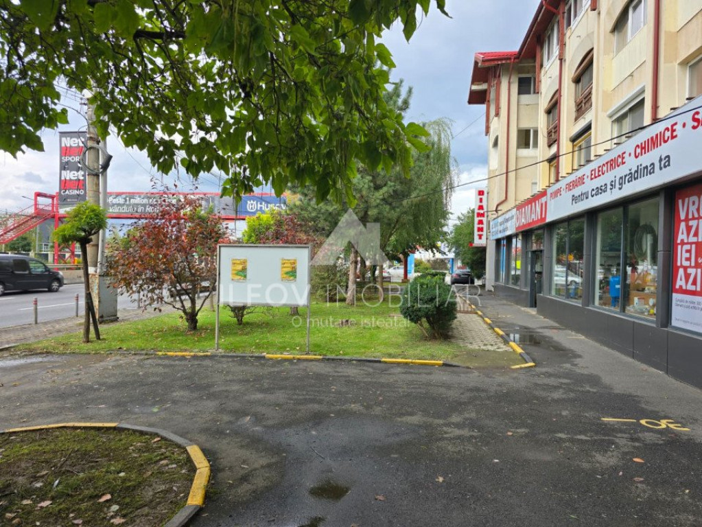 Spatiu Comercial Otopeni la Dn1, trafic pietonal si auto