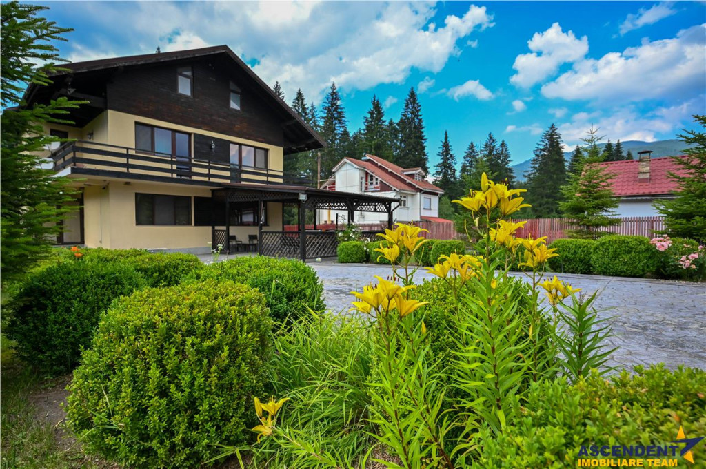 FILM!Refugiu elegant,cadru natural rar, vecinatati discrete,