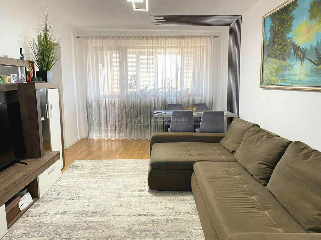 Apartament 3 camere - semidecomandat - renovat - sos.Colenti