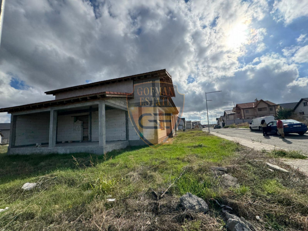 Casa 4 camere, P+M , Valul lui Traian, la gri teren 337 mp,