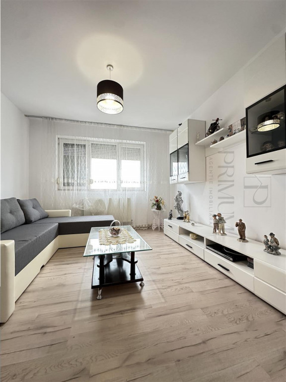 SAGULUI - 3 Camere - Decomandat - Centrala proprie - Bloc an