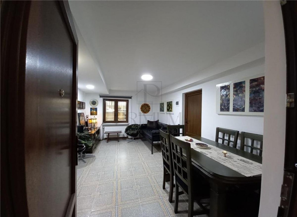 CENTRAL - 3 CAM - DECOMANDAT - 2BAI - RENOVAT - ZONA DEOSEBI