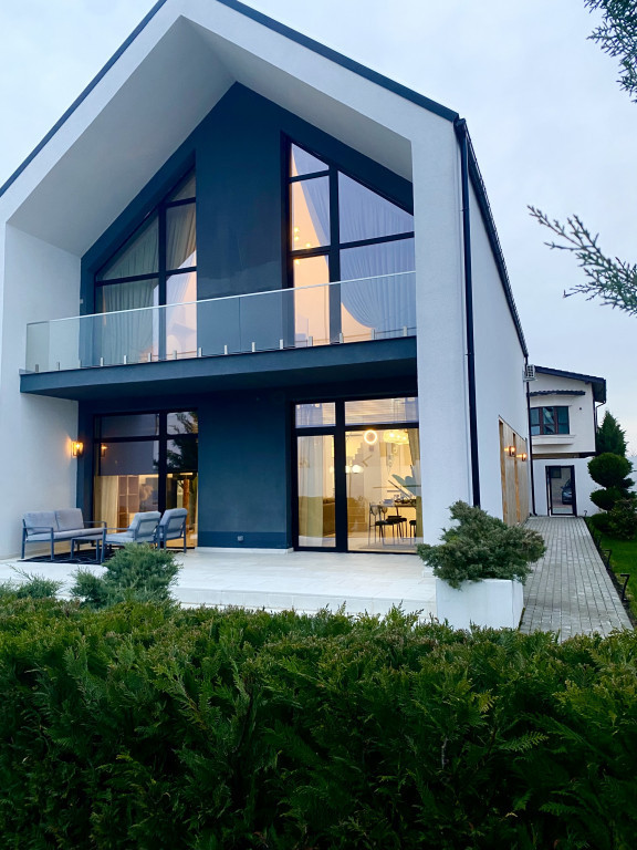 Vilă deosebită Paradisul Verde-Corbeanca, Ilfov