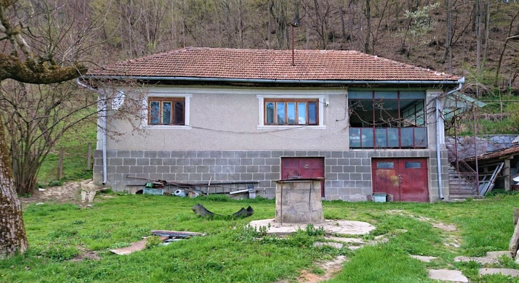 Proprietate Brad, Hunedoara