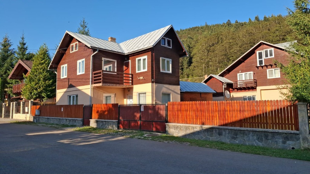 Casa Busteni Prahova D+P+E 164 mp Cartier Zamora Cantacuzino