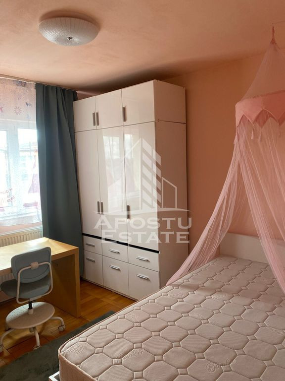 Apartament 3 camere, centrala proprie , Girocului