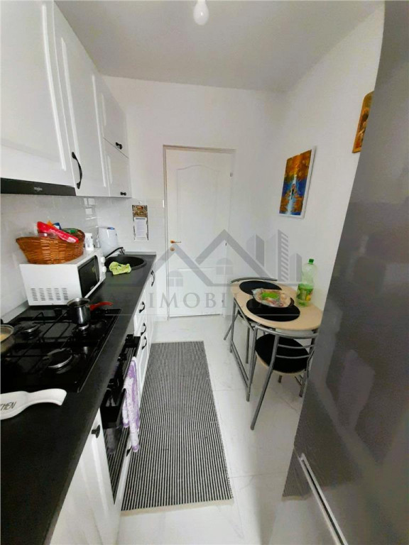 Apartament 2 camere boxa si parcare zona capat CUG