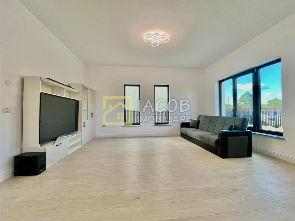 Primul chirias, Casa individuala, Lilieci, 5 minute pana la