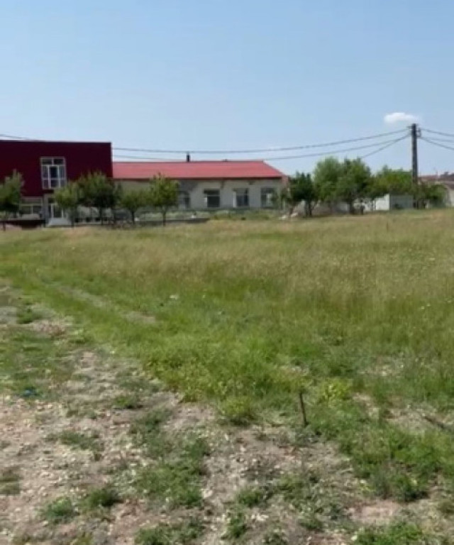 Teren intravilan, 9498 mp, Filiasi