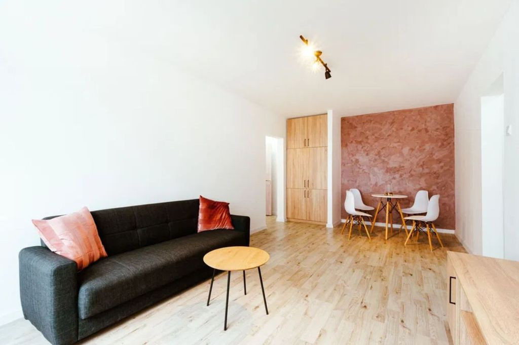 Metrou 1 Decembrie Apartament 2 Camere Renovat