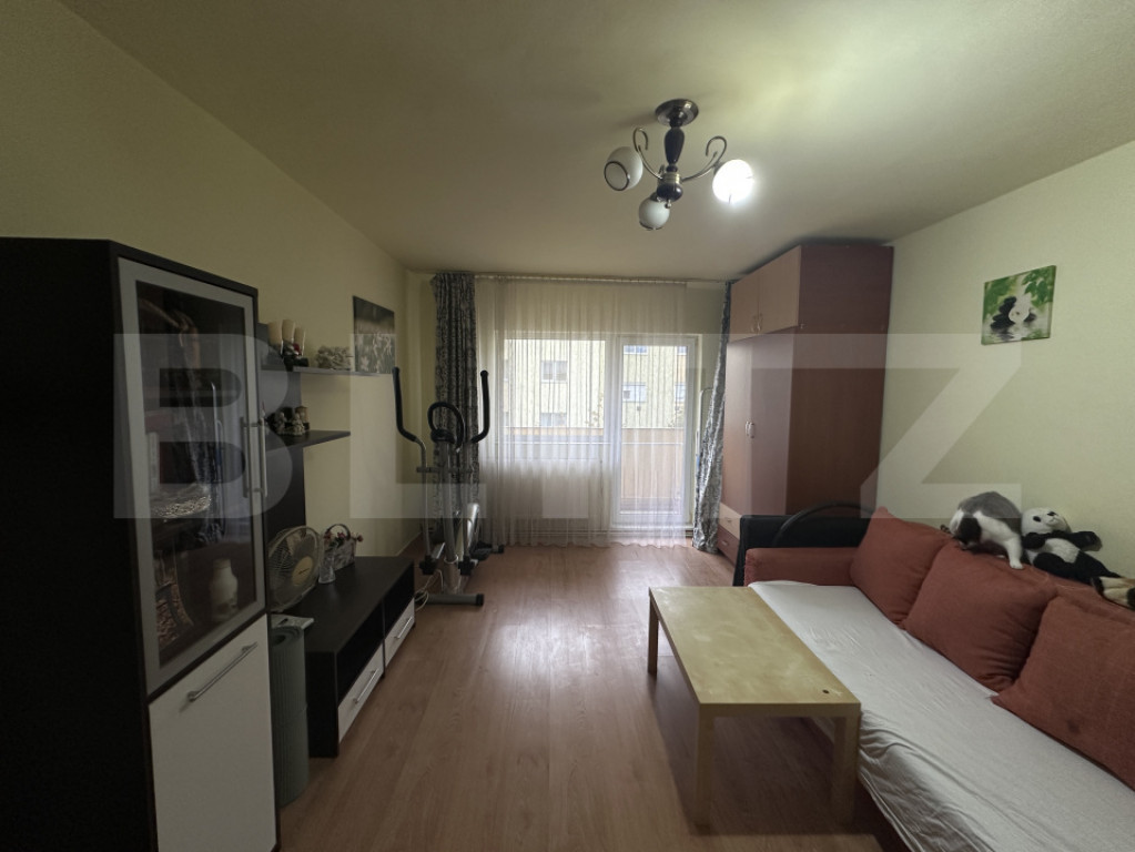 Apartament modern de 3 camere, complet renovat, zona Standar