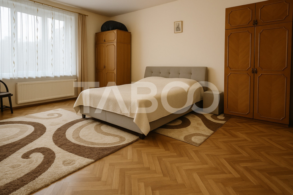 Apartament spatios de vanzare cu 3 camere la etajul 1 in Ora