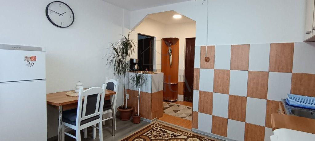 Apartament Cochet - Etaj Intermediar - Decomandat - Clima -