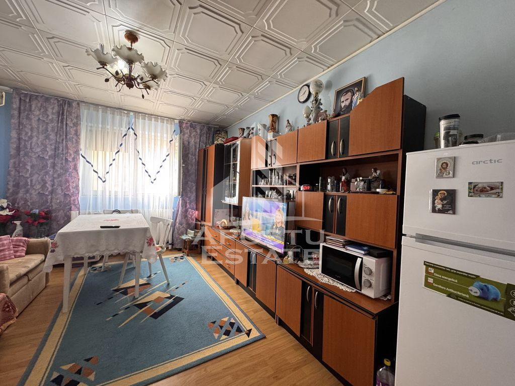 Garsoniera de vanzare | 20mp | Zona Blascovici