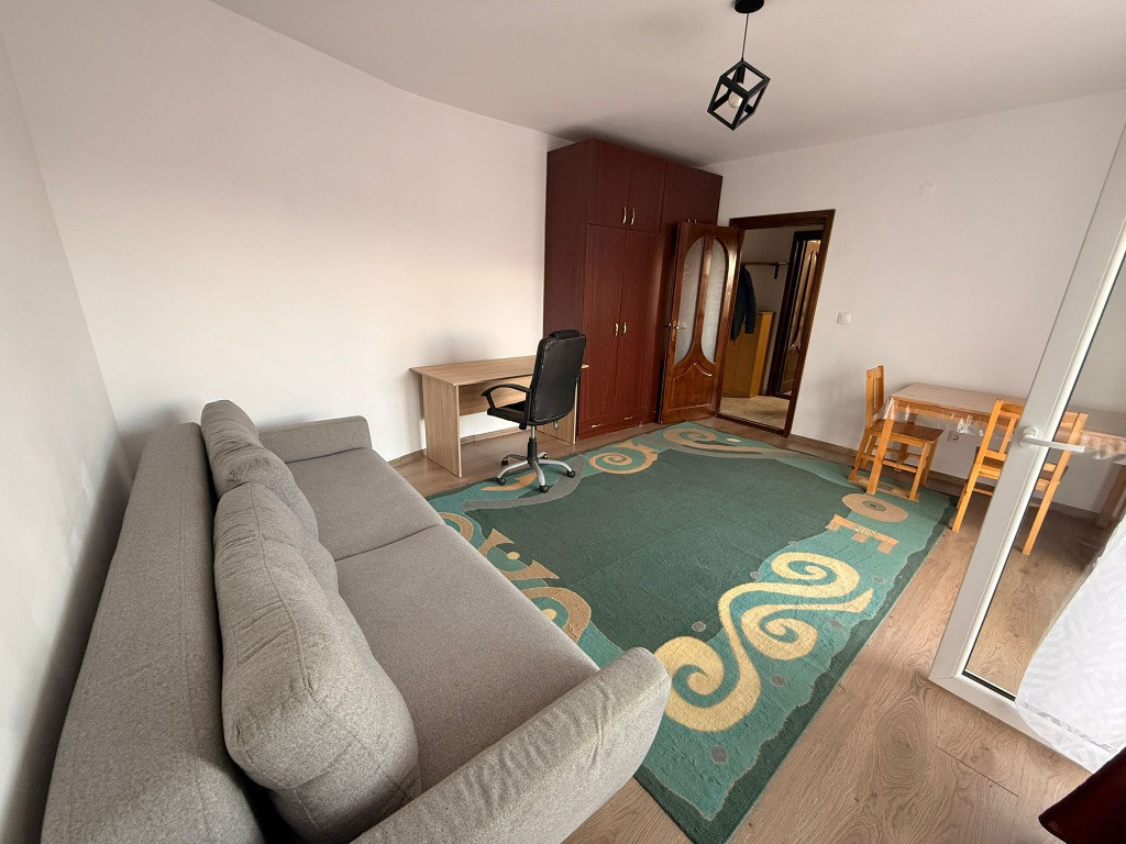 Apartament 1 camera decomandat zona Ioan Rus