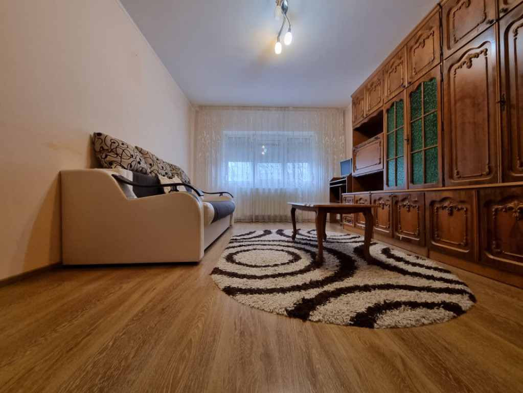 Zona Neagoe Vodă- bloc din anul 1989- 2 camere decomandate-