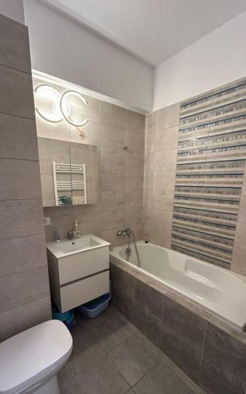 Piata sudului sun plaza etaj 7 cu centrala