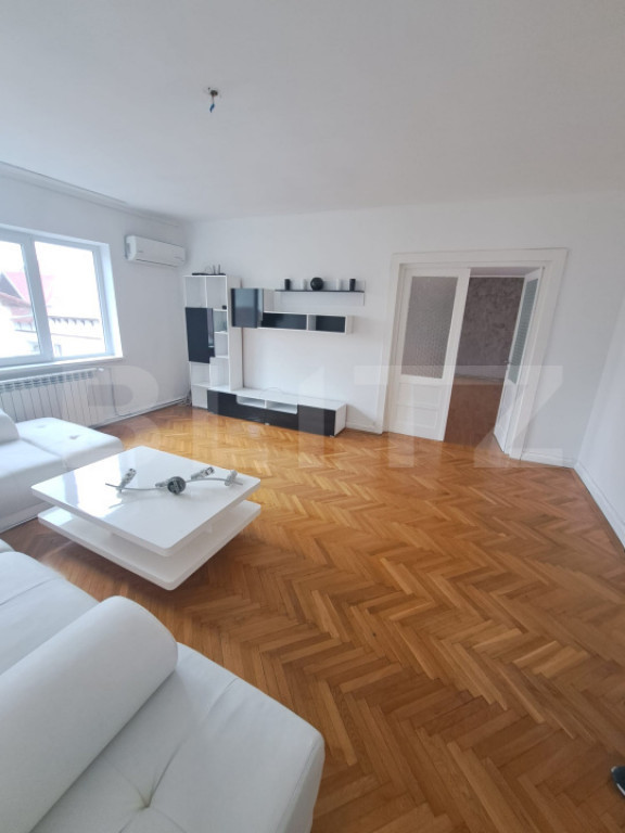 Apartament spațios în casă, Brașov – zonă liniștită