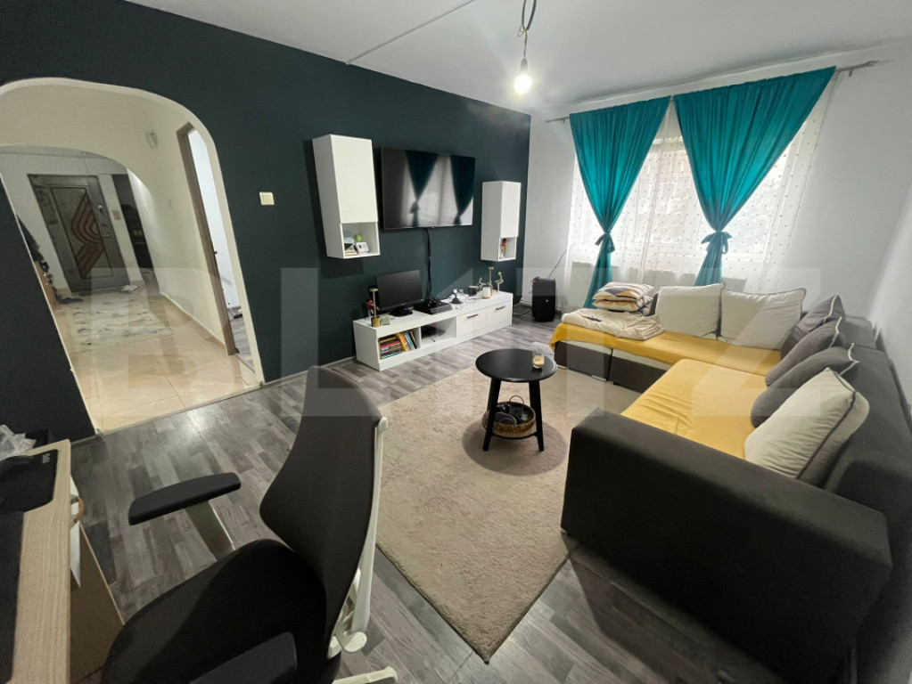 Apartament de 4 camere, 86 mp utili, parter – Găești, co