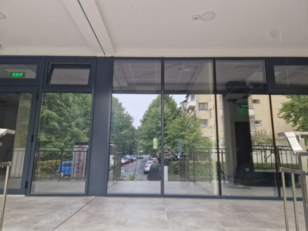 Spatiu comercial, 173 mp, zona Sasar