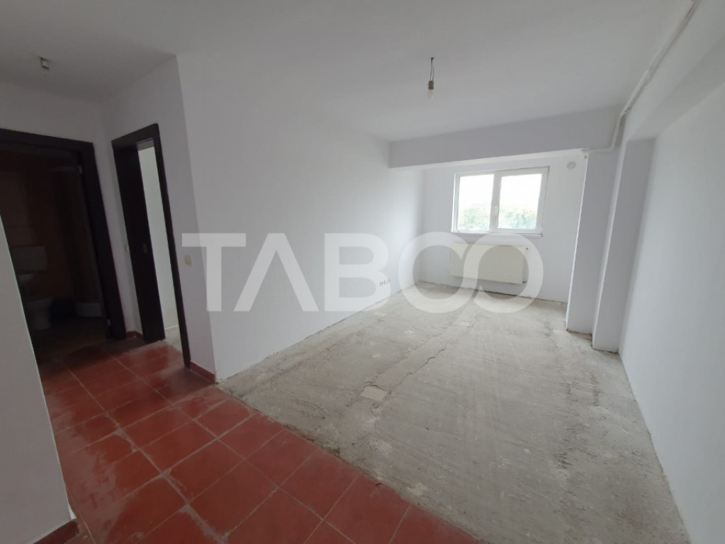 Apartament 2 camere decomandat structura BCA zona Negoiu eta