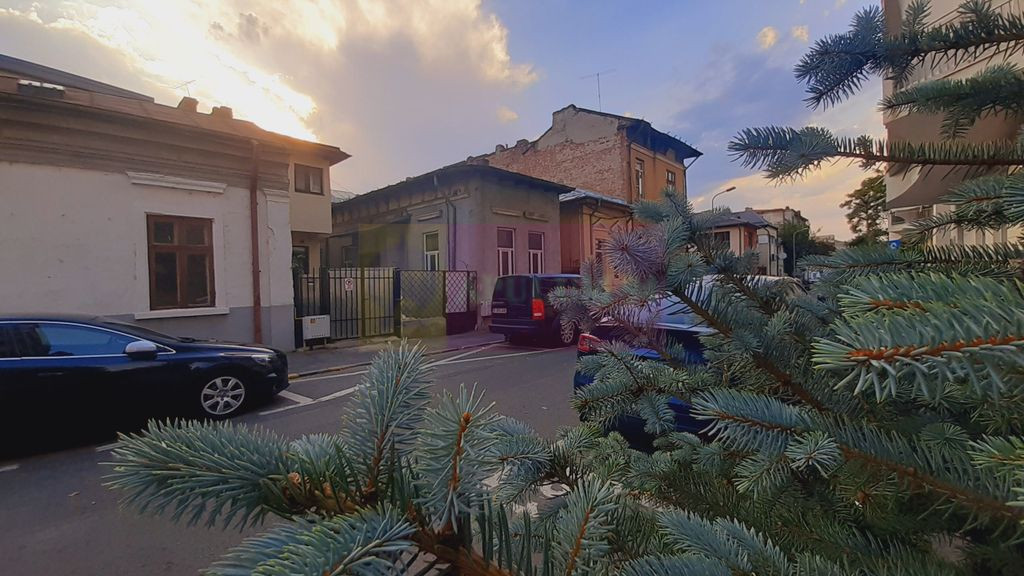 Casa 3 Camere Fără Mobilier in Centrul Bucurestiului - ...