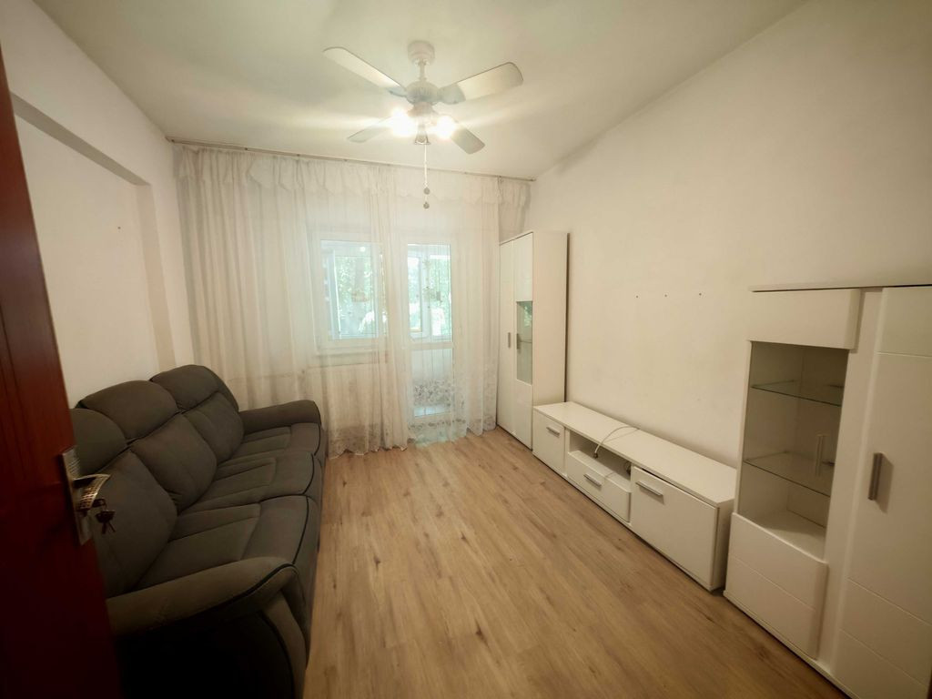 APARTAMENT 3 CAMERE SOS. GIURGIULUI