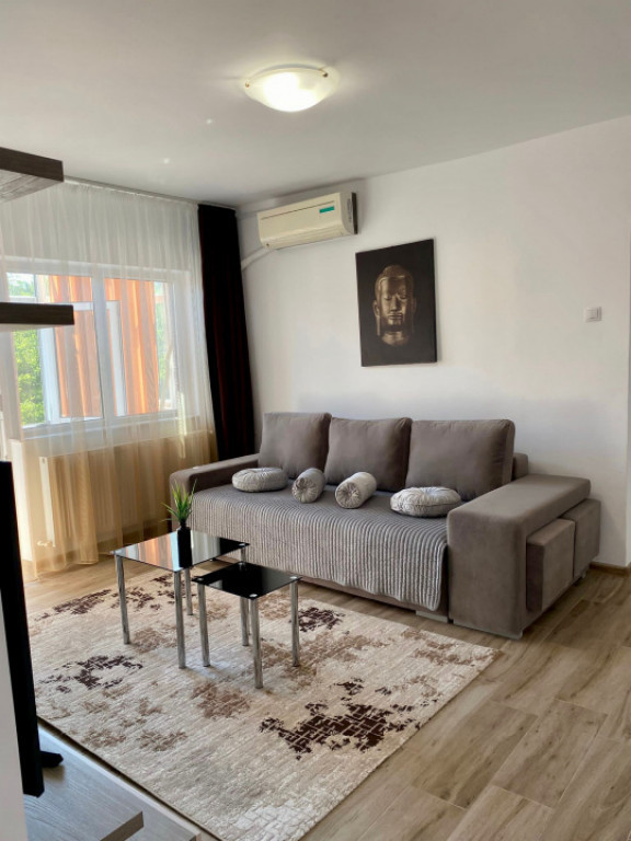 Apartament 3 camere de inchiriat - Faleza Nord Constanta