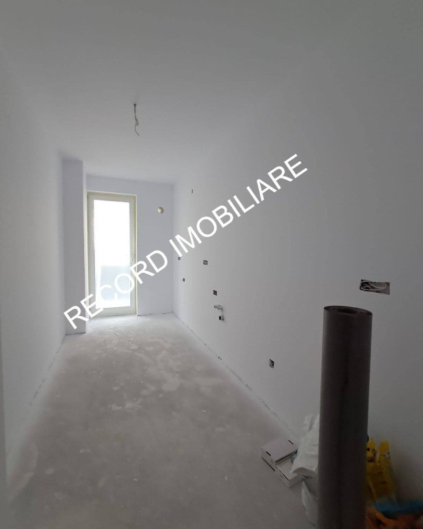 Apartament 2 camere 58 mp, et.2, lift semifinisat zona Iris