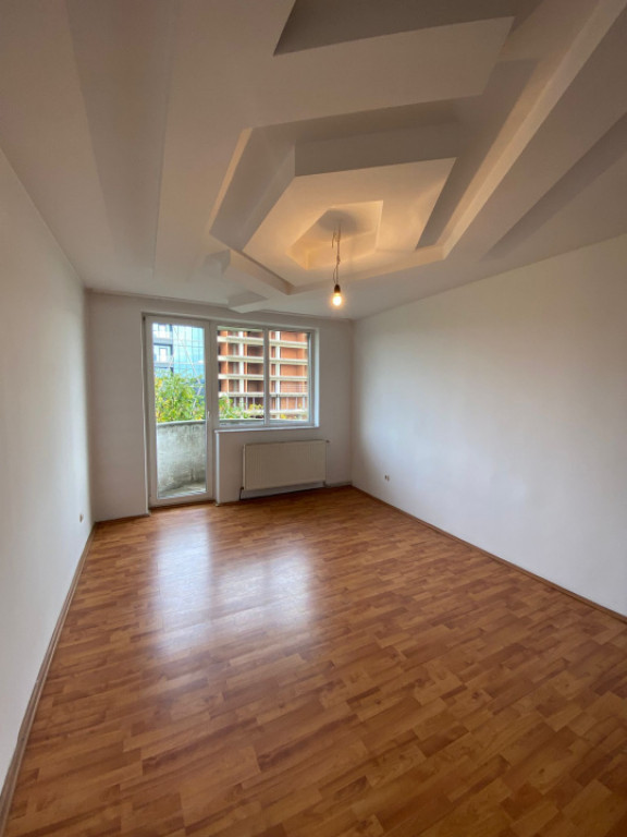 Apartament cu 2 camere, 50 mp, zona Decebal