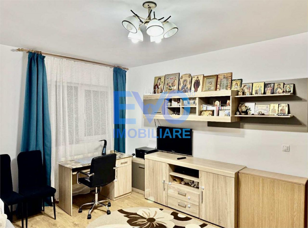 De , apartament 2 camere, etajul 1, loc de parcare, MIROSLAV