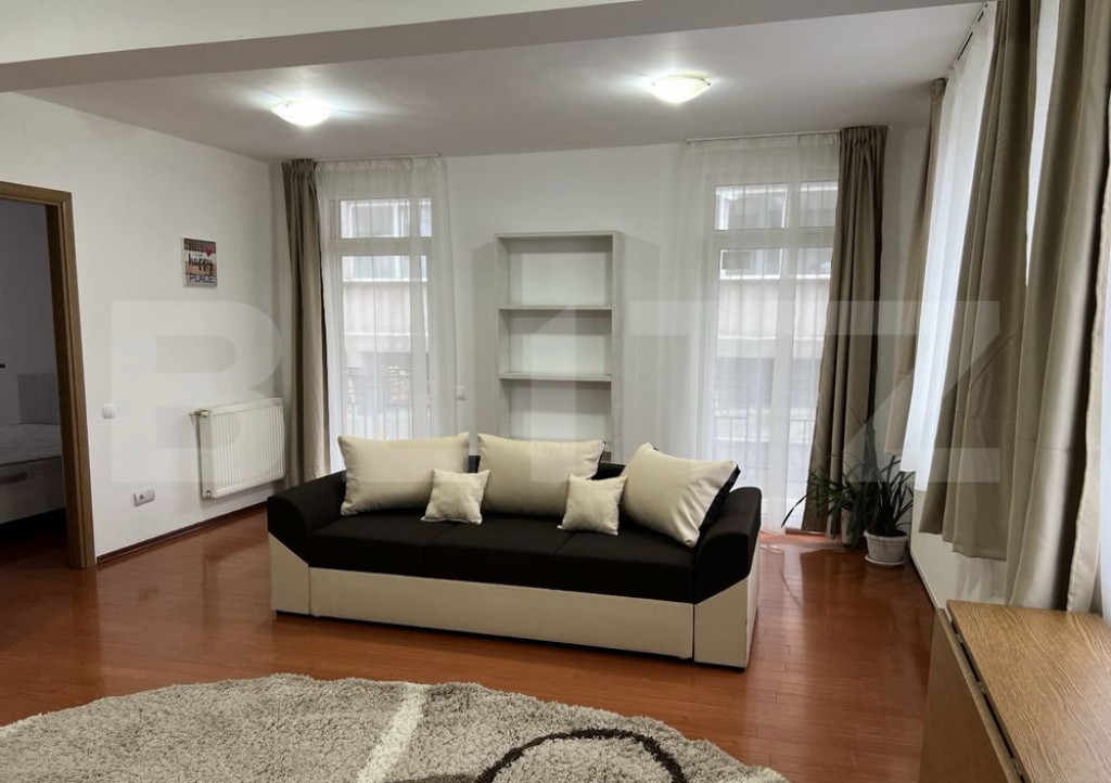 Vand apartament cu 2 camere 73 mp, balcon 11 mp ,cartier Eur