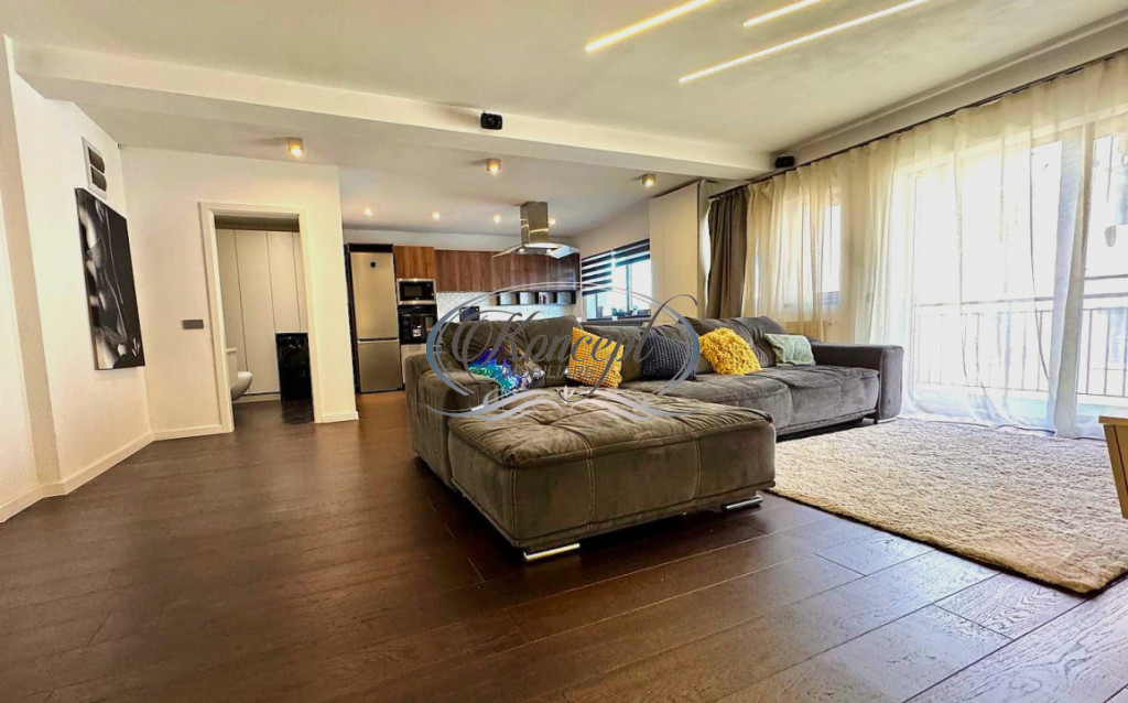 Apartament exclusivist cu terasa si garaj in cartierul Europ