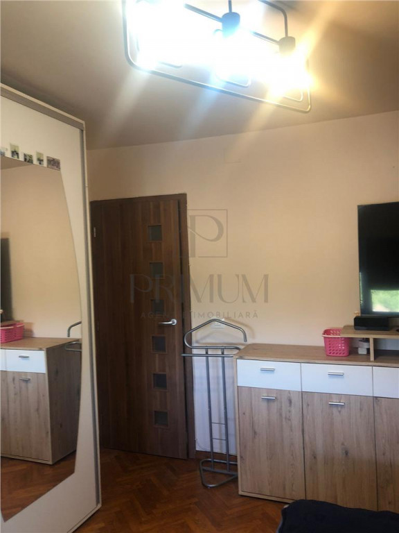 SOARELUI - ETAJ 1 - DECOMANDAT - 3 CAMERE - 2 BAI - 3 BALCOA