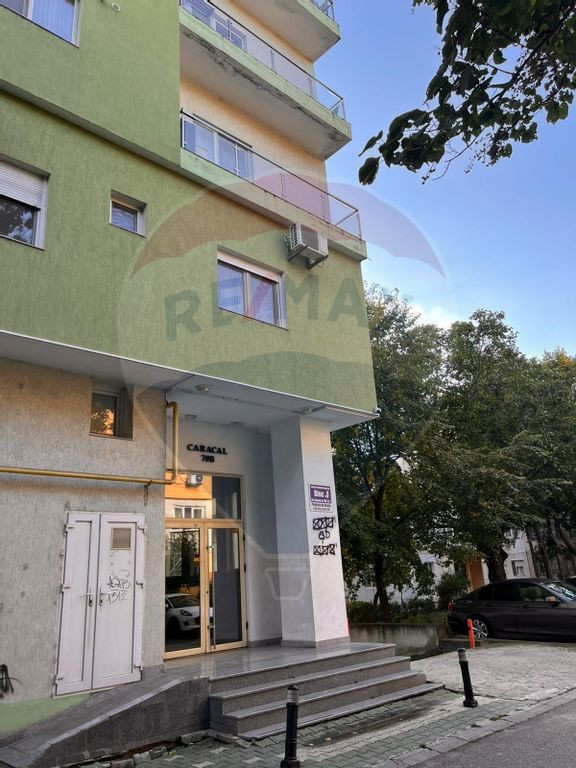 Apartament cu 2 camere de închiriat în zona Valea Rosie