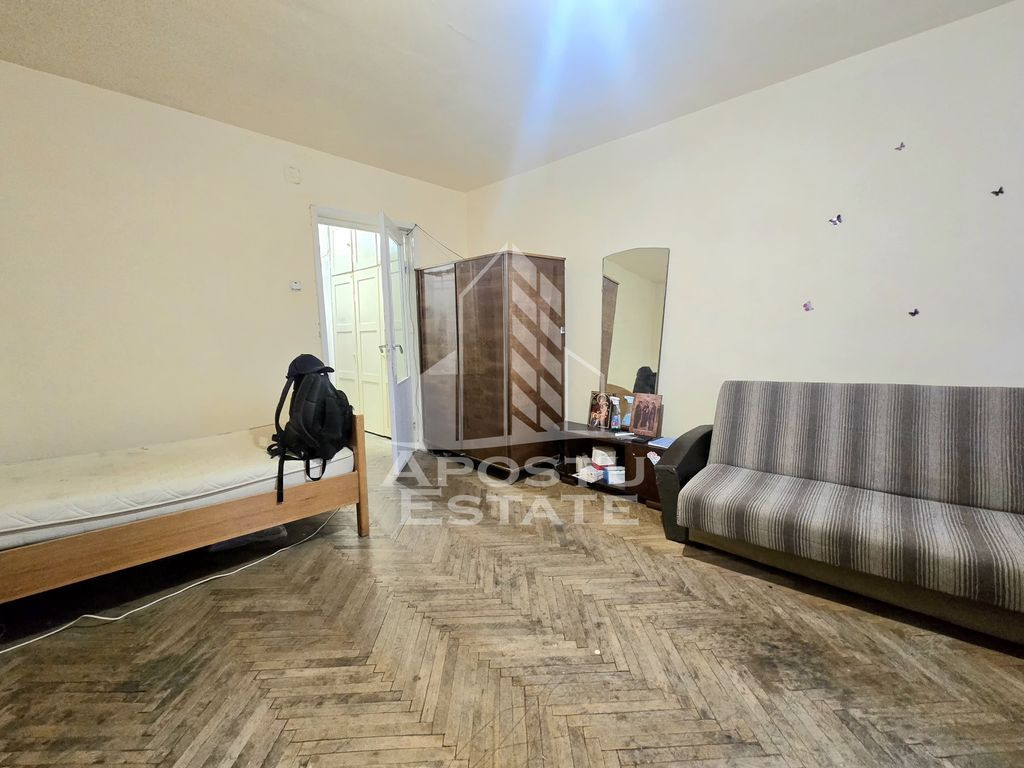 Apartament cu o camera, ideal pentru investitie, zona Cir...