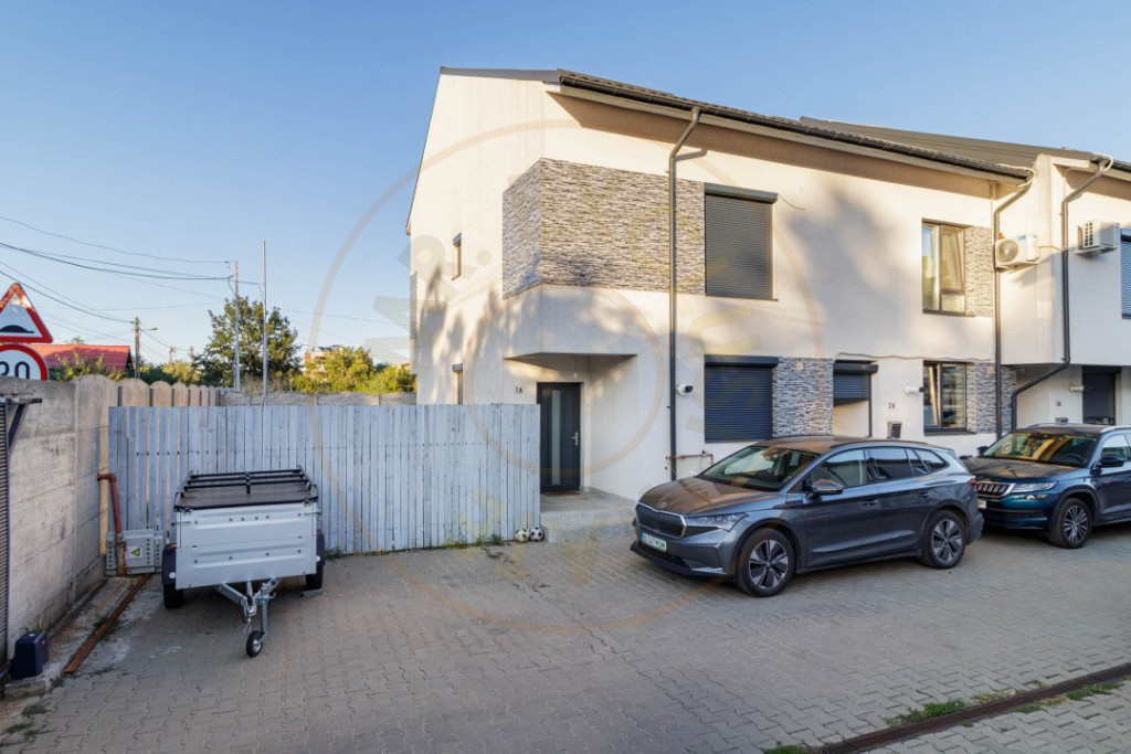 Apartament in vila, curte interioara, loc de parcare