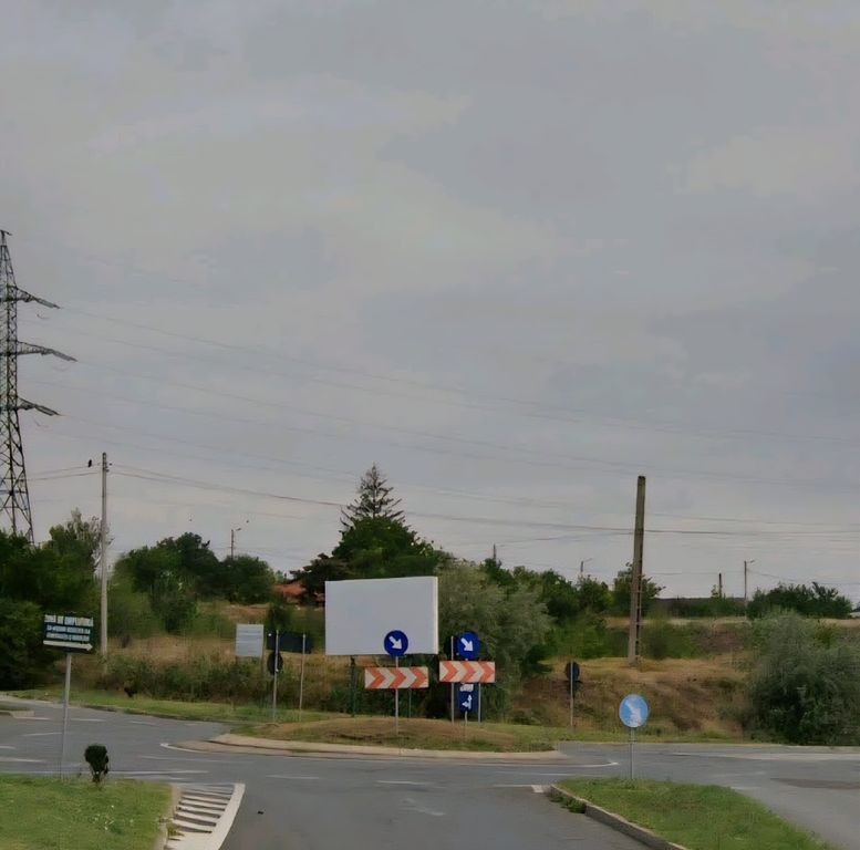 Teren intravilan 14.168 mp – pozitie excelenta la intra...