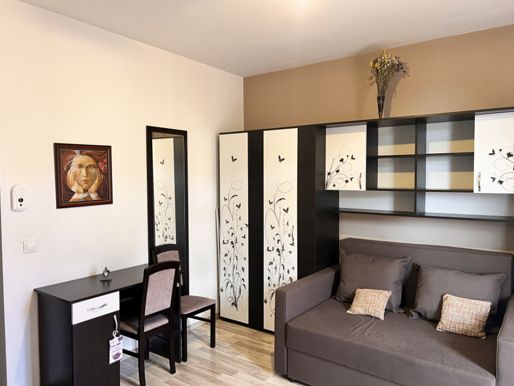 Garsoniera noua Alma Turnisor str Frunzei et 3 balcon