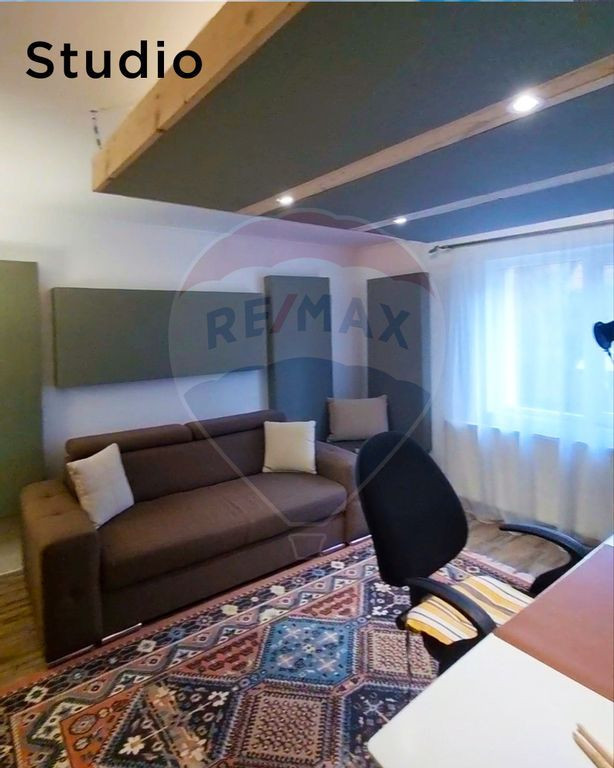 Casă de vânzare cu priveliște superbă zona Valea Borc...