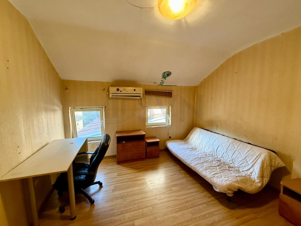 Mansarda de I 7 camere I Unirii