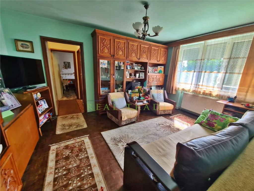 Apartament 3 camere zona Centrul- Civic