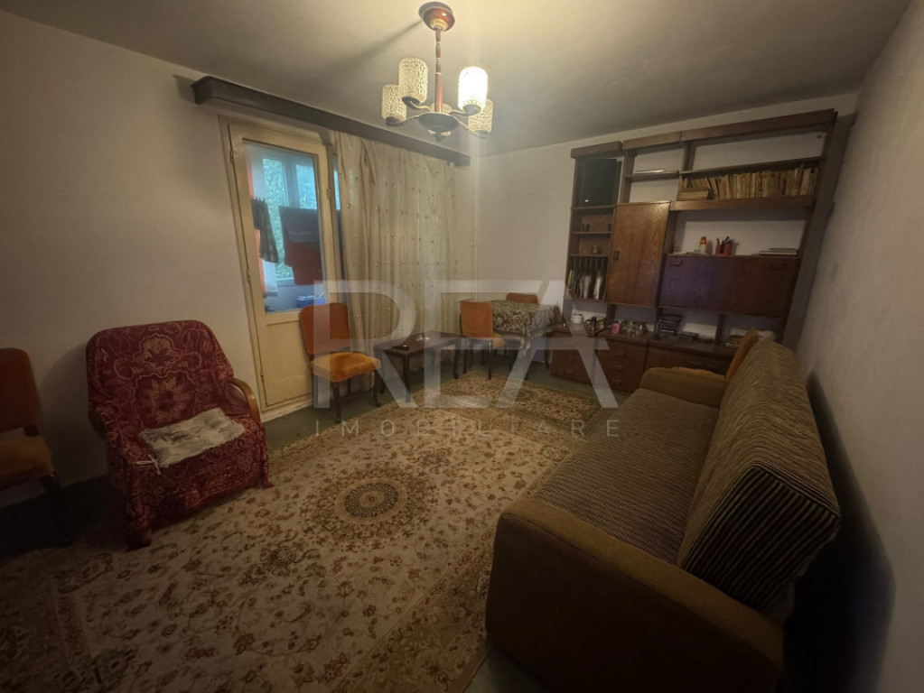 Apartament 3 camere | Decomandat | Metrou Pacii