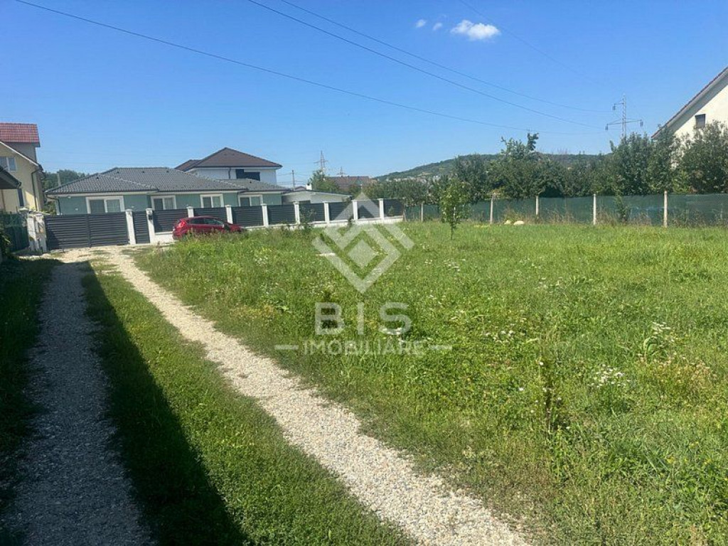 Teren intravilan de vânzare 5 ari - zona Dedeman