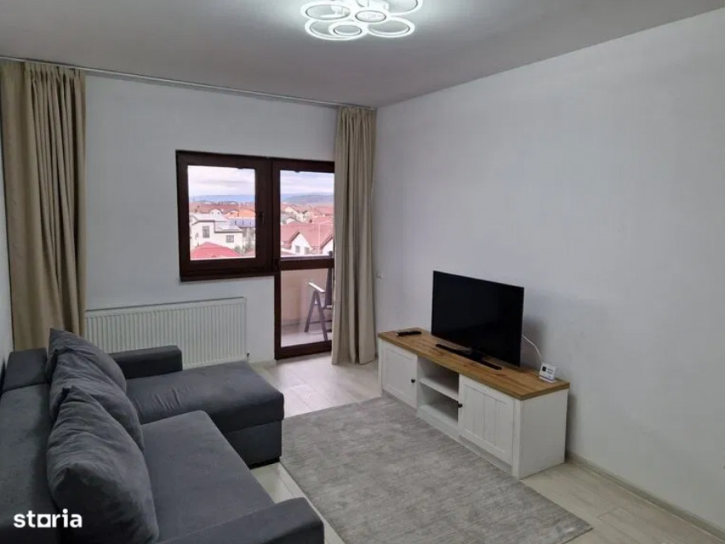 Garsoniera decomandat - zona Sanpetru