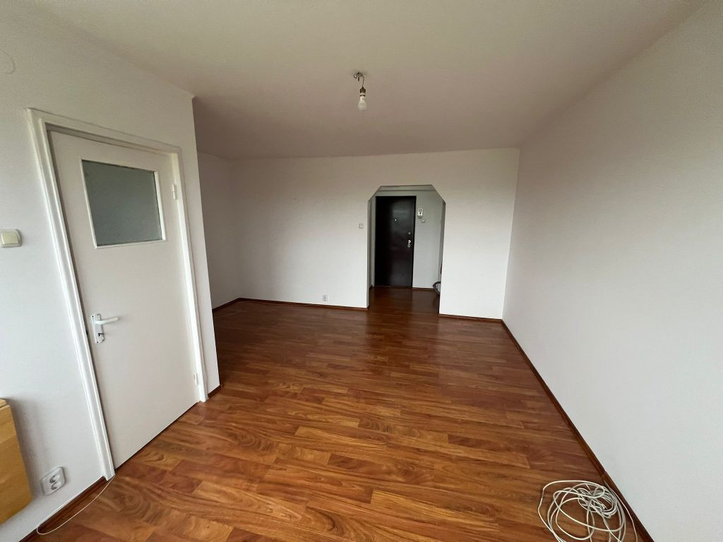 Garsonieră Parc IOR superbă renovată 30 mp bloc mixt