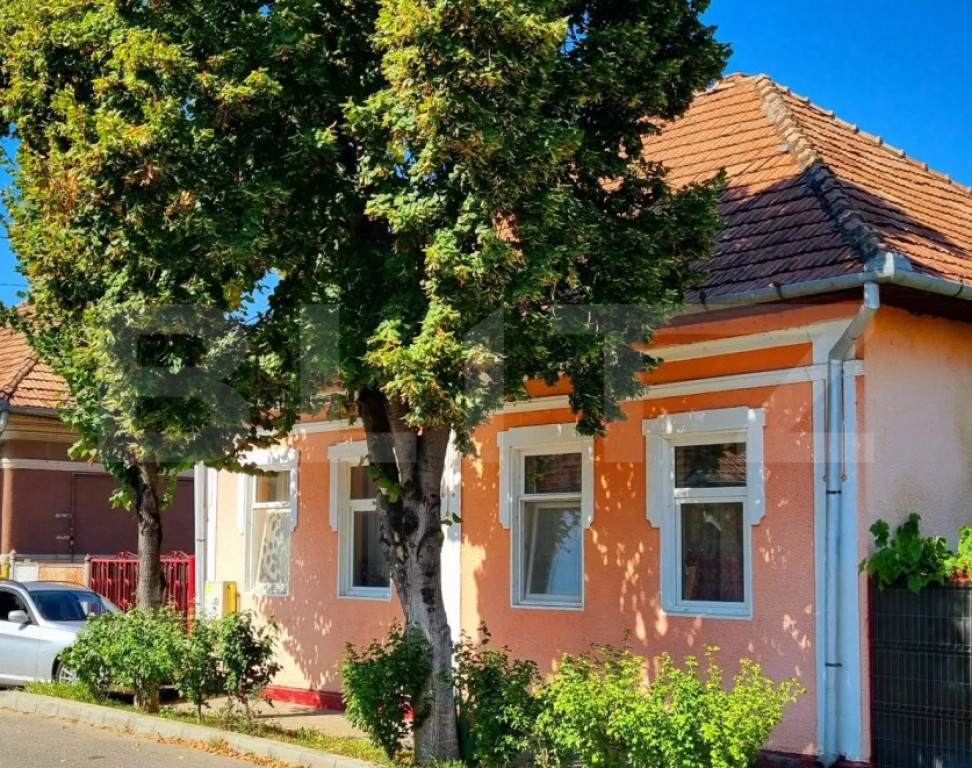 Casă de vânzare cu 3 camere aproape de Băile Sărate - Oc