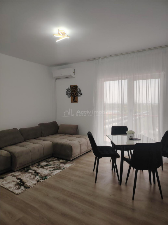 Apartament cu 2 camere, complet mobilat si utilat, in cartie